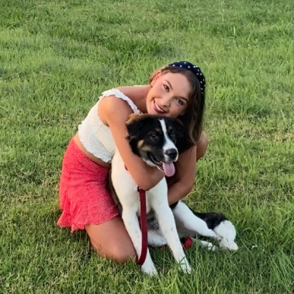 Meet your Posher, Alexandra - Picture 1 of 1